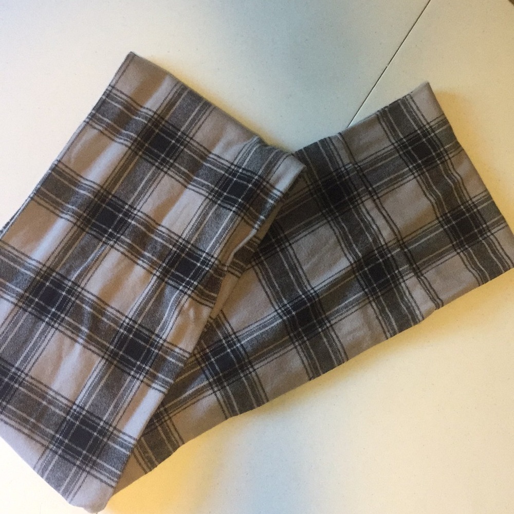 Wisdom & Rubies Scarf